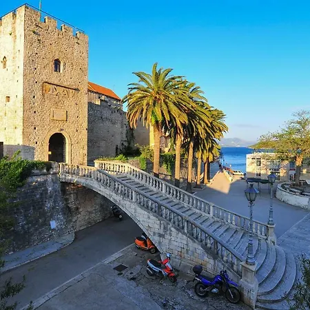 Punat * Korčula